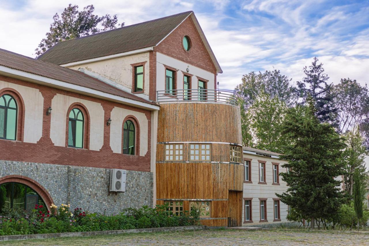 Chabiant Guesthouse Chateau Monolit Ikinci Yeniyol Exteriér fotografie