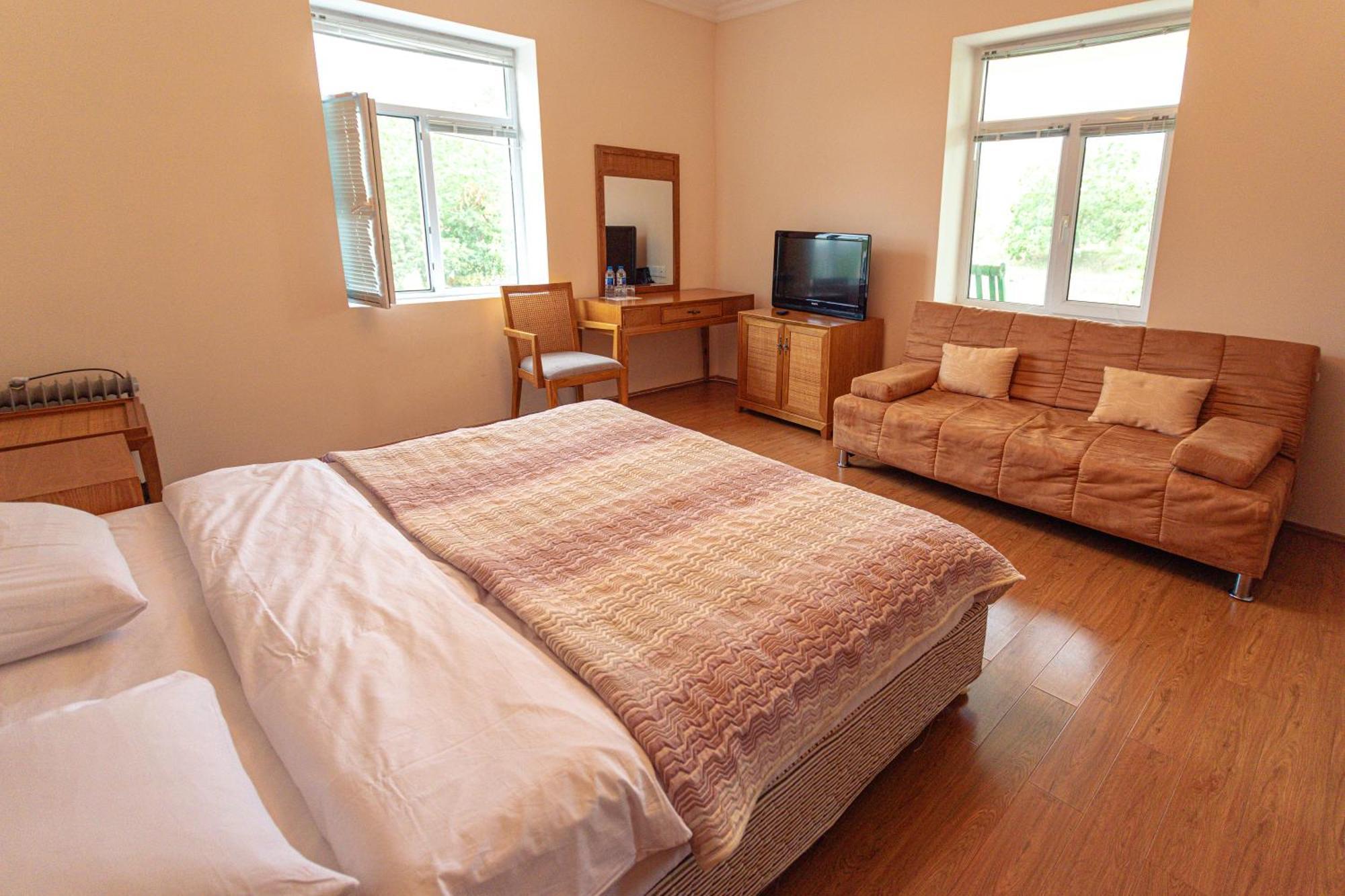 Chabiant Guesthouse Chateau Monolit Ikinci Yeniyol Exteriér fotografie