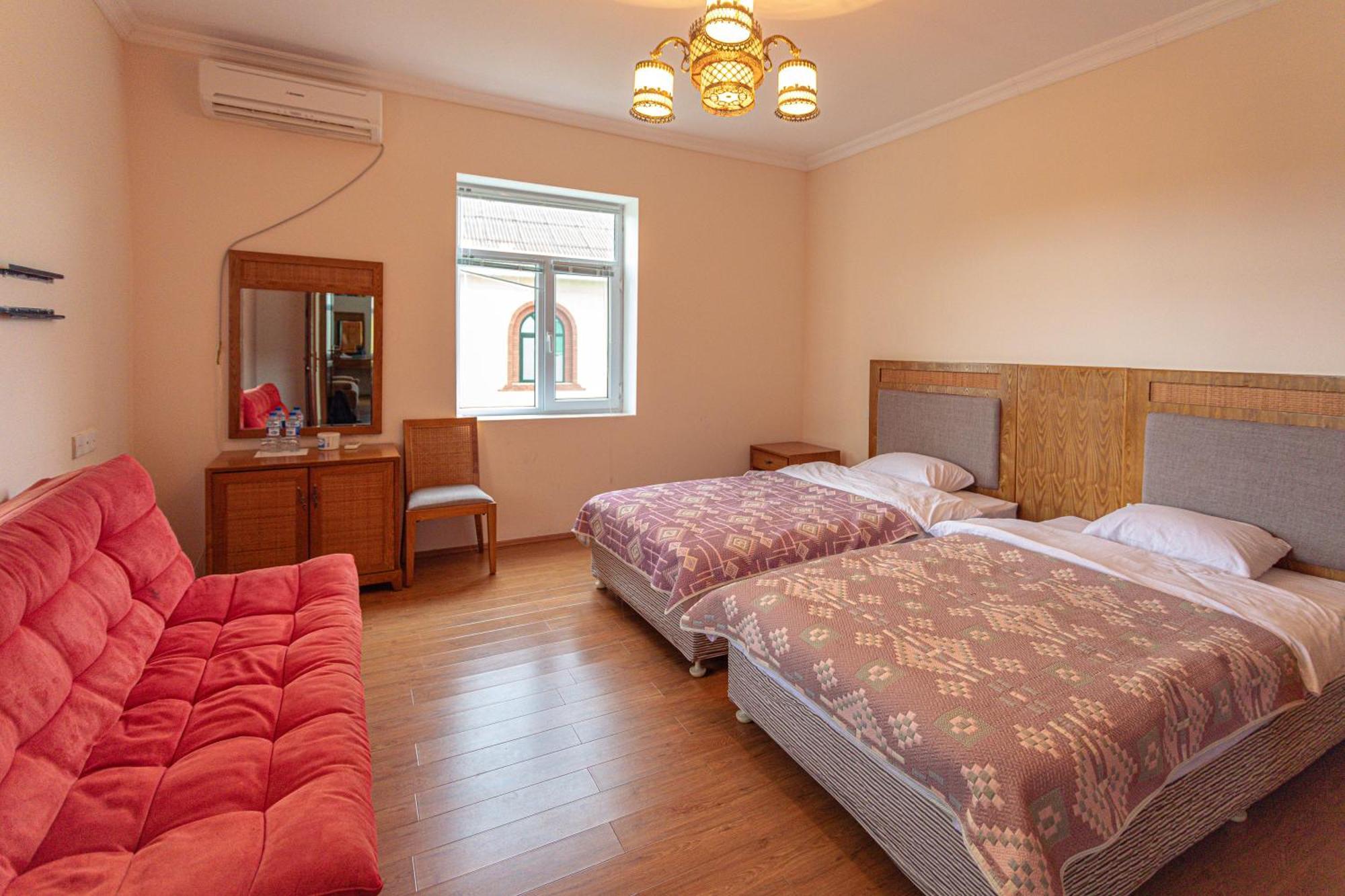 Chabiant Guesthouse Chateau Monolit Ikinci Yeniyol Exteriér fotografie