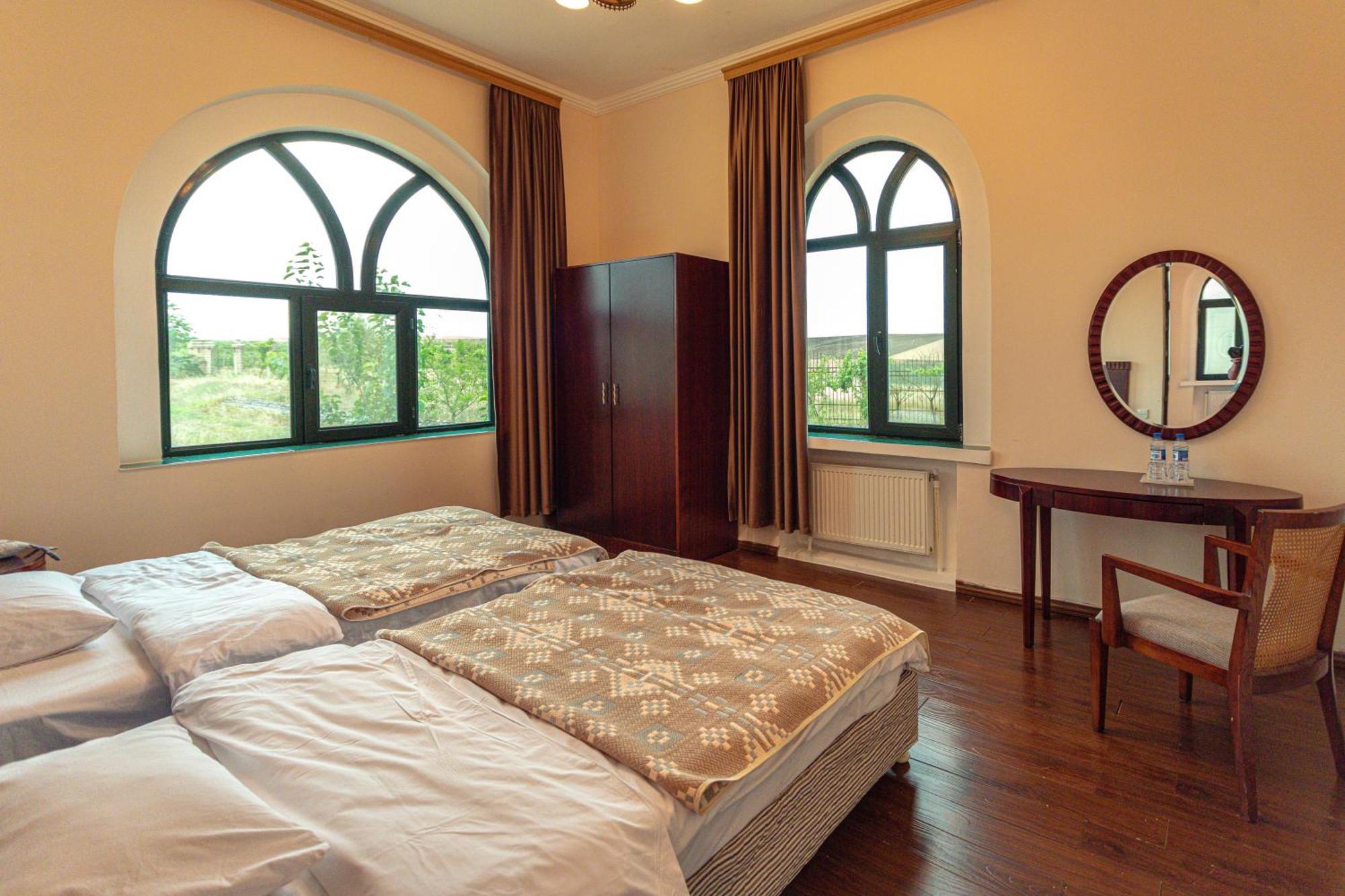 Chabiant Guesthouse Chateau Monolit Ikinci Yeniyol Exteriér fotografie